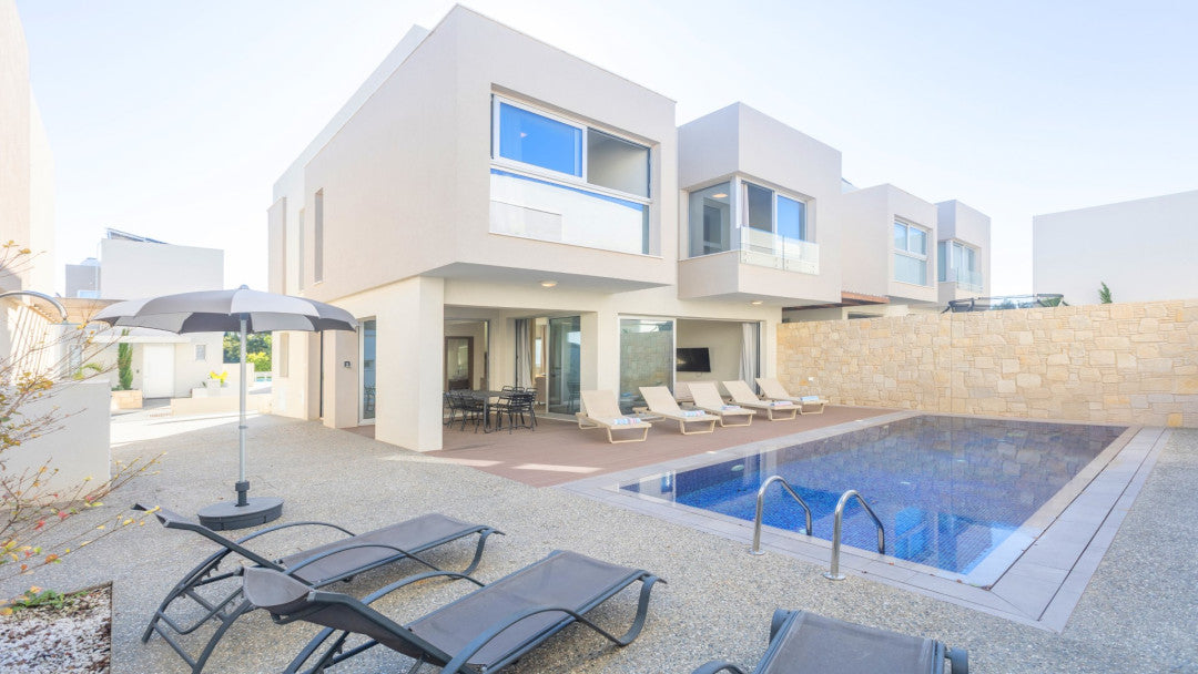 4-Bedroom Protaras Villa (Sleeps Up To 9) #037