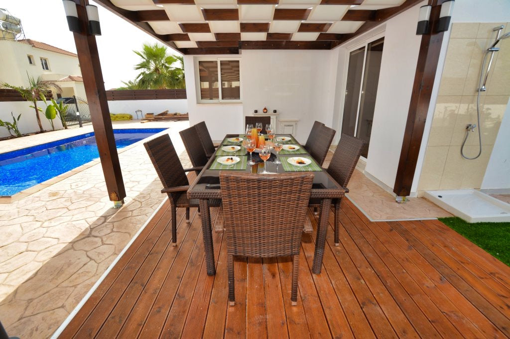 4-Bedroom Palm Villa (Sleeps up to 10) #014