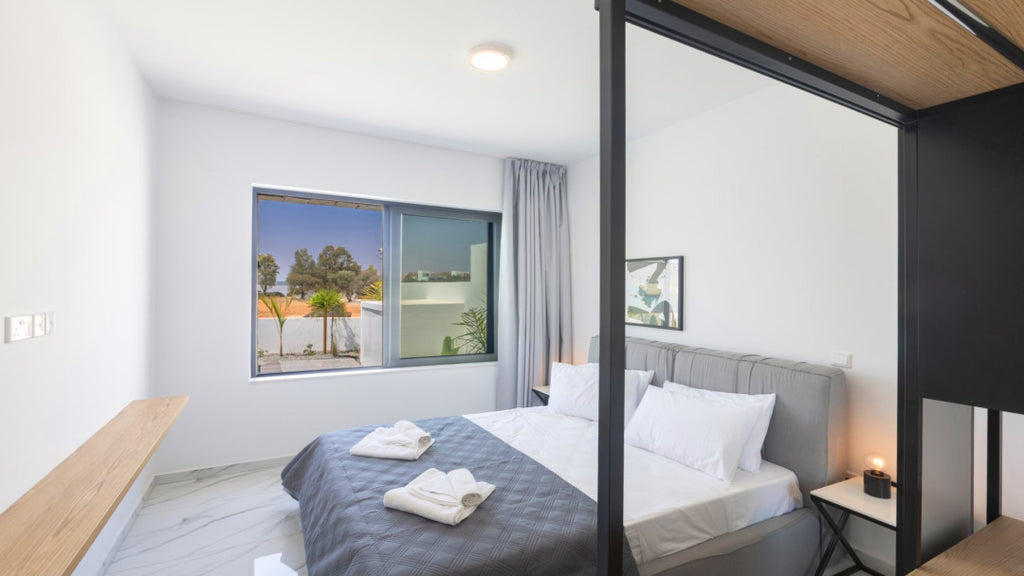 4-Bedroom VR New Build Villa (Sleeps Up To 9) Ayia Napa #030