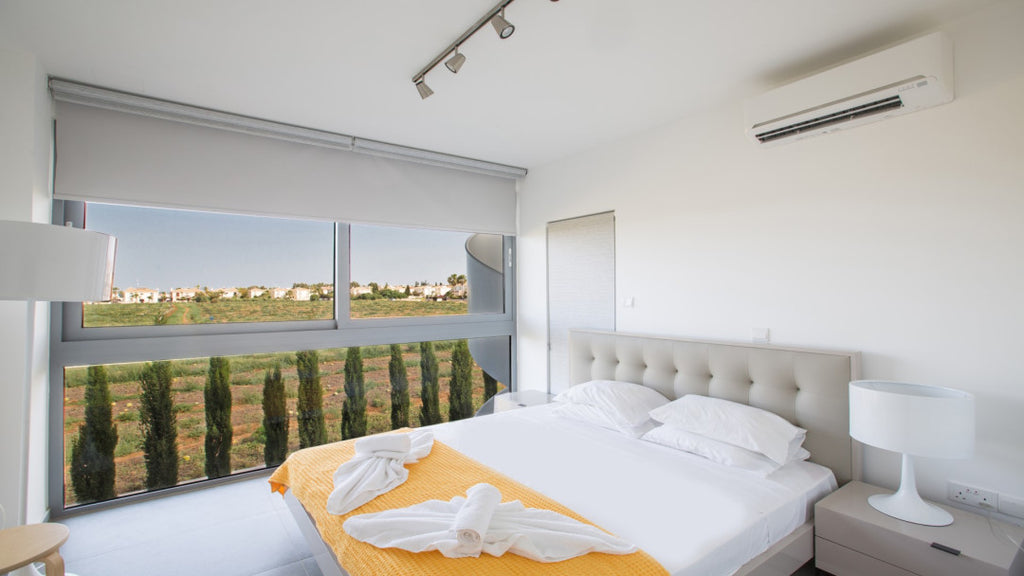 3-Bedroom Deluxe Villa (Sleeps Up To 8) Kapparis #034