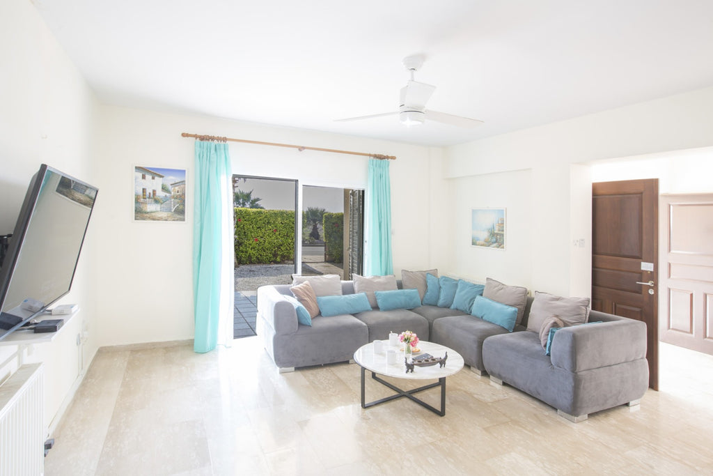 4-Bedroom Villa Laura (Sleeps Up To 9) Ayia Thekla #031