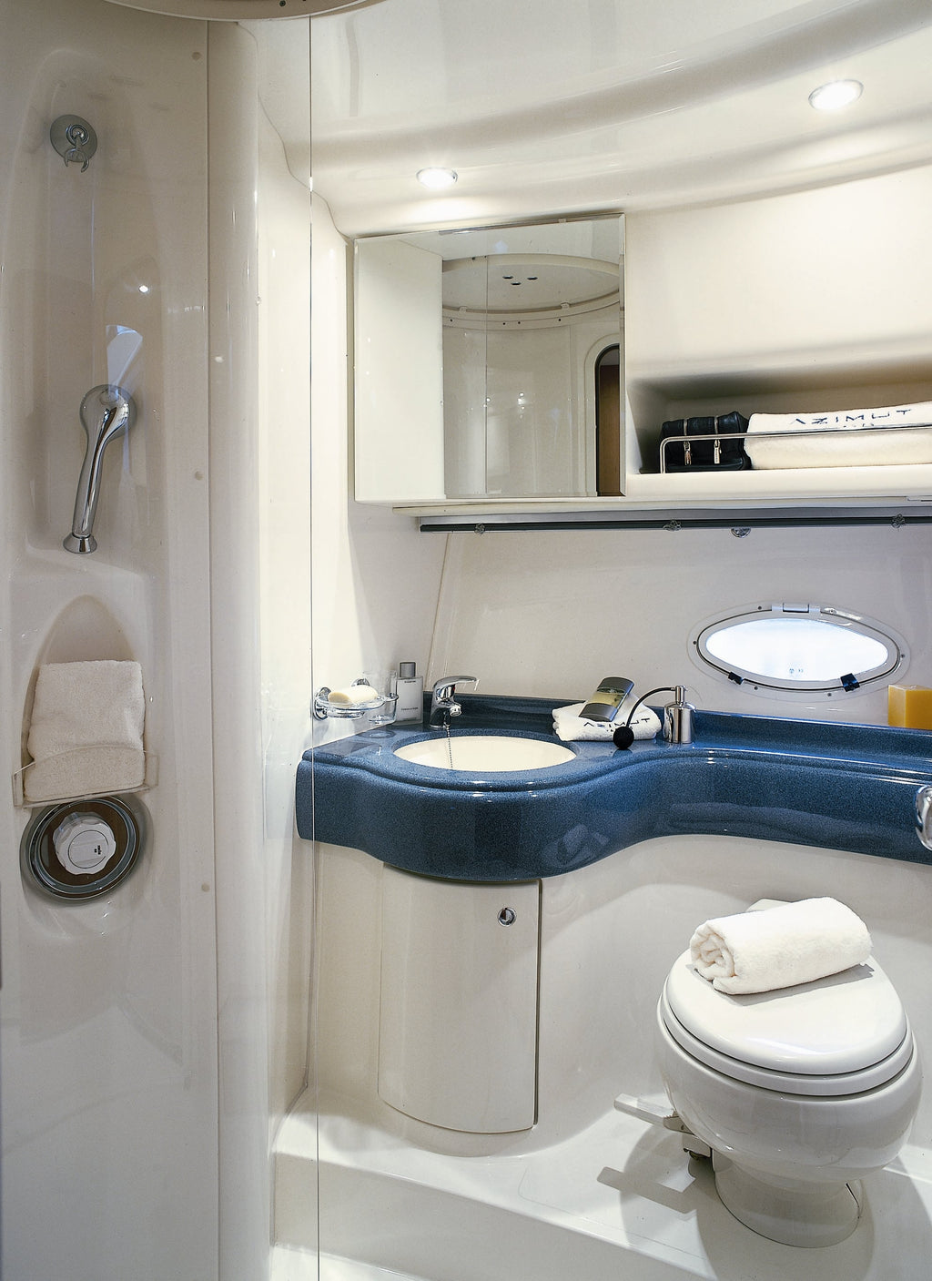 Azimut 42 - 11 Person Capacity