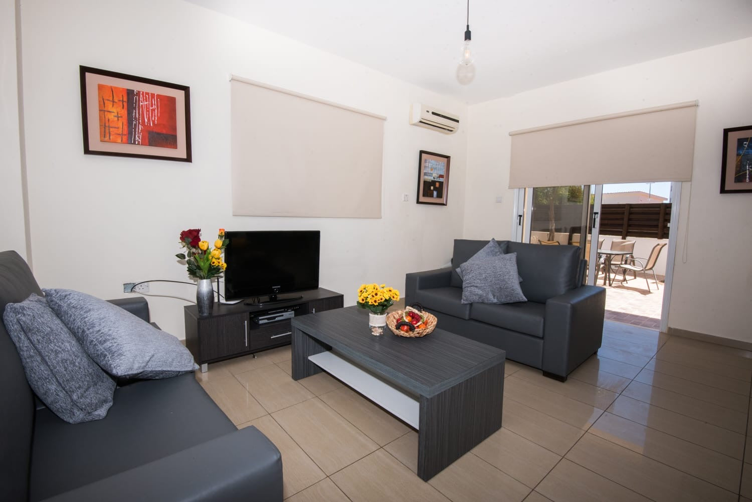 4-Bedroom Crystal Villa (Sleeps up to 8) #015