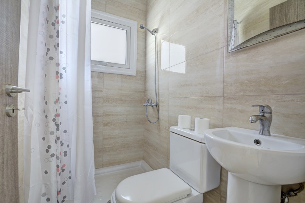 Elite 4-Bedroom Villa (Sleeps up to 10) #009