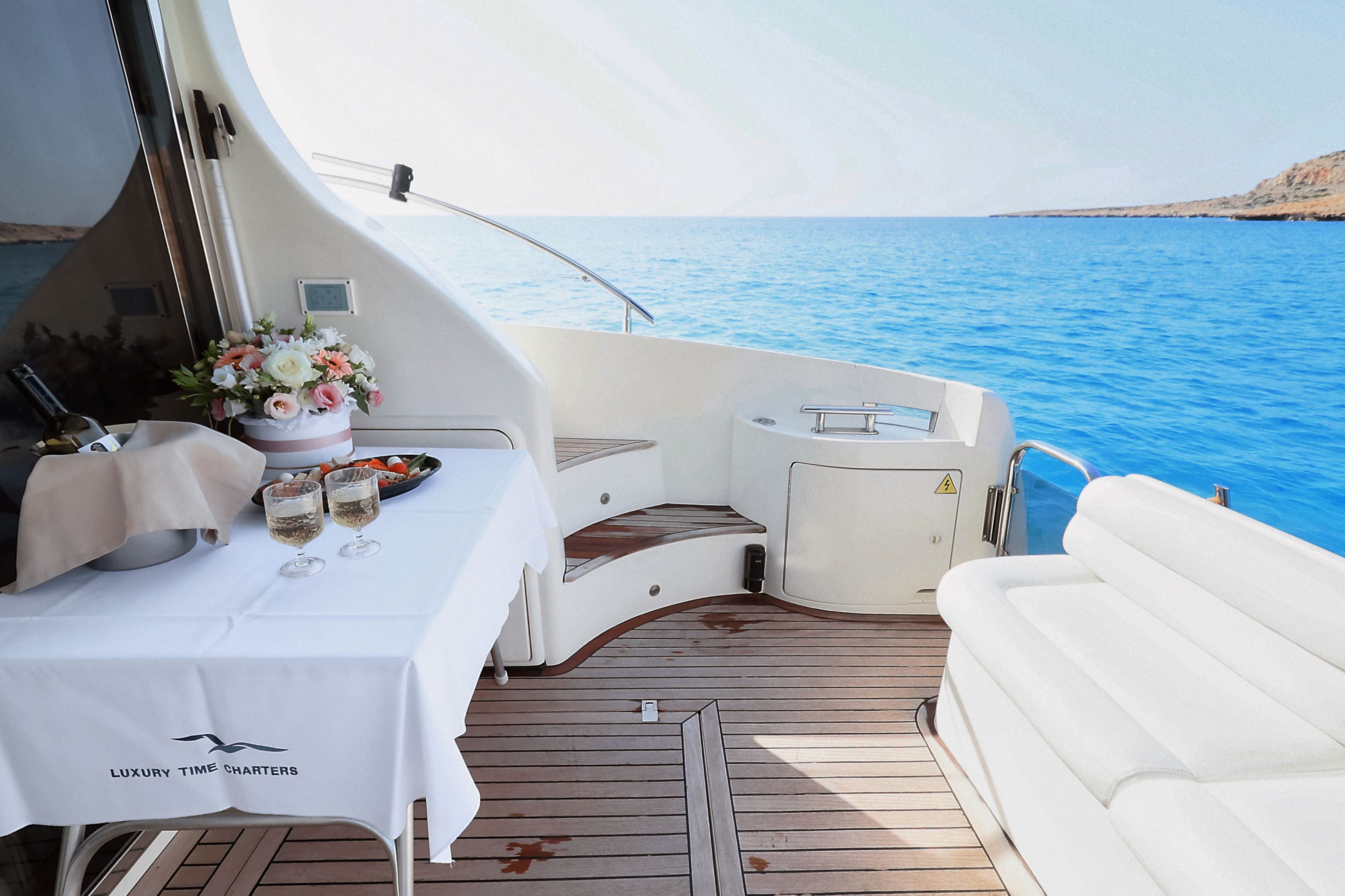 Azimut 42 - 11 Person Capacity