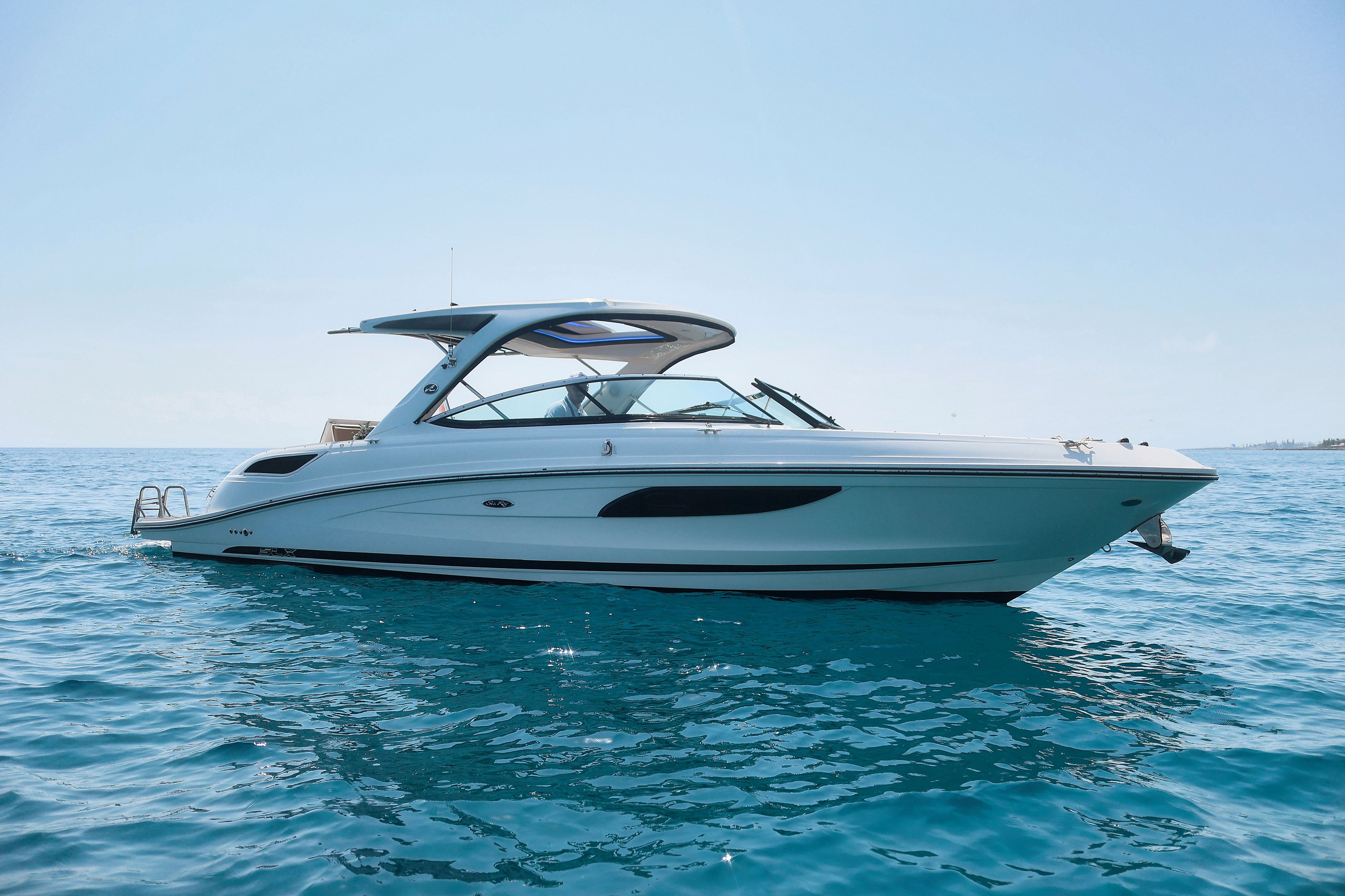 Sea Ray 350 SLX - 16 Person Capacity