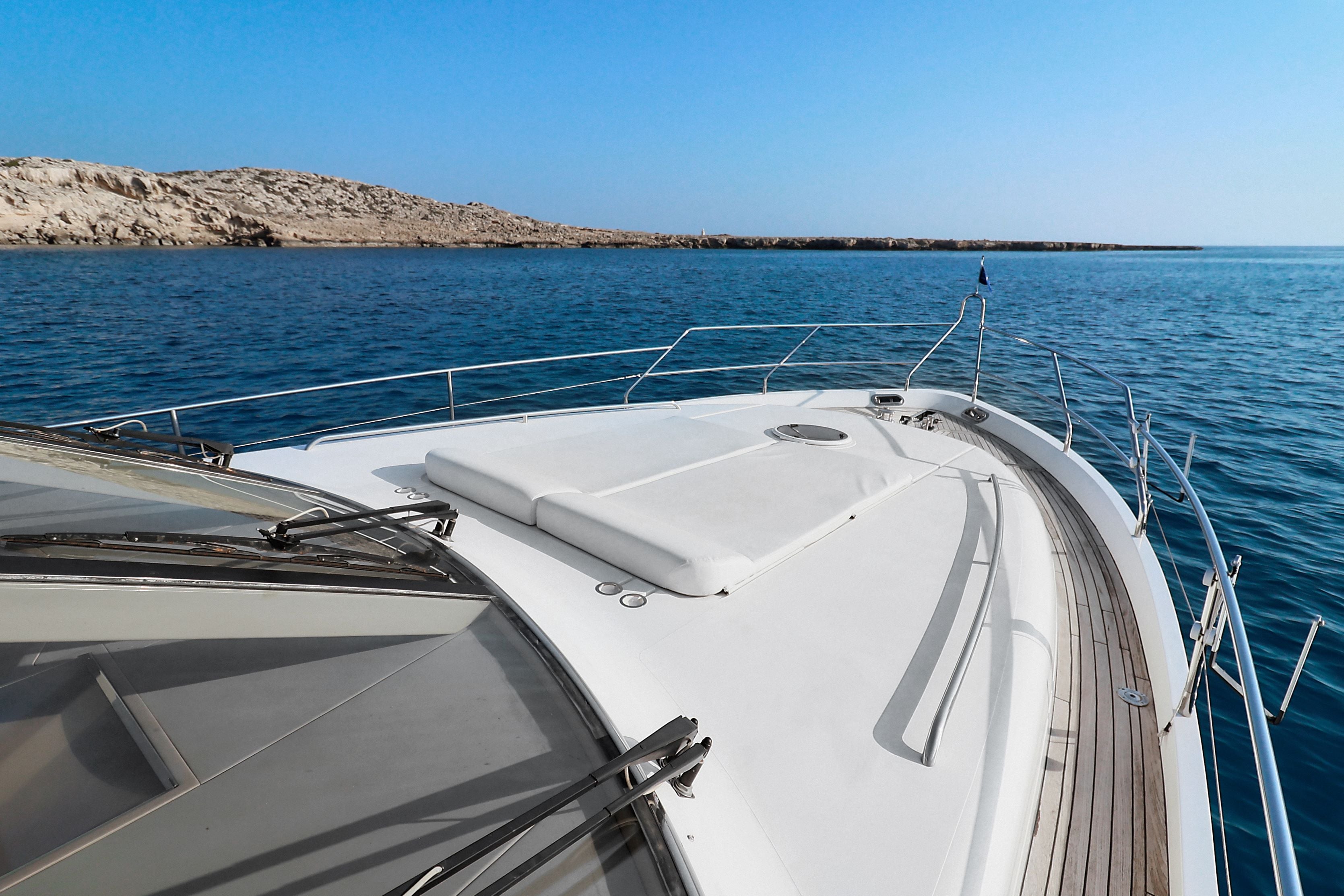 Princess 61 - 25 Person Capacity