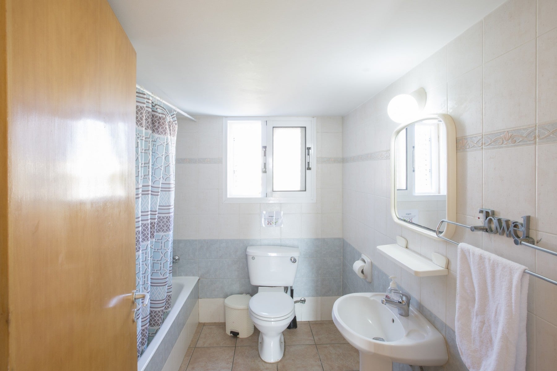 4-Bedroom Villa Laura (Sleeps Up To 9) Ayia Thekla #031