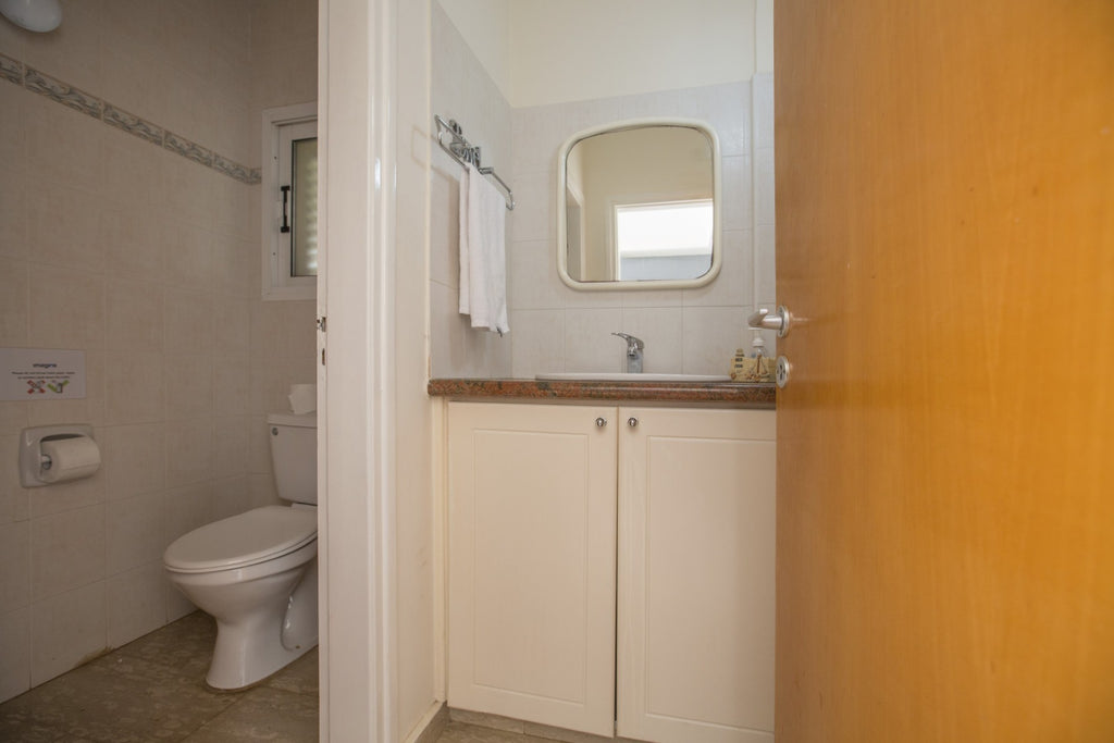 4-Bedroom Villa Laura (Sleeps Up To 9) Ayia Thekla #031