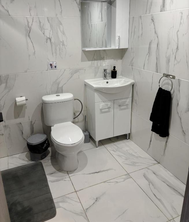 3-Bedroom Ayia Napa Apartment (Sleeps Up To 8) Ayia Napa #036