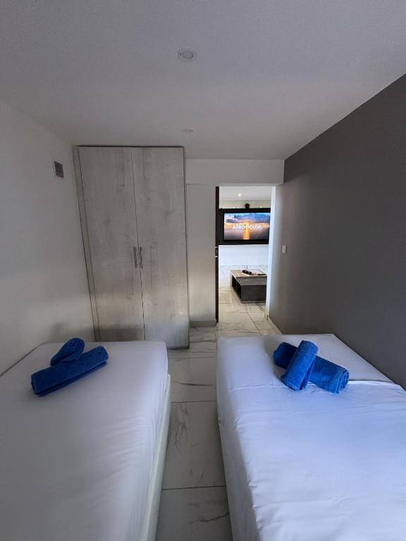 3-Bedroom Ayia Napa Apartment (Sleeps Up To 8) Ayia Napa #036