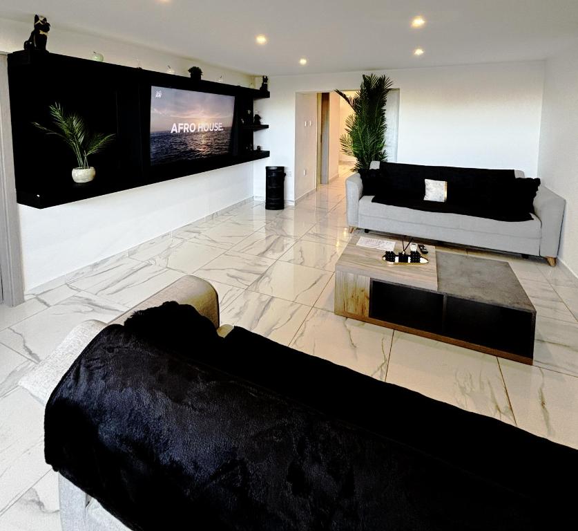 3-Bedroom Ayia Napa Apartment (Sleeps Up To 8) Ayia Napa #036