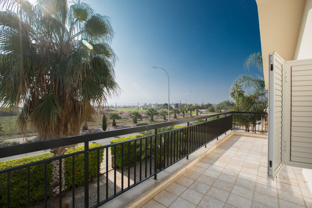 4-Bedroom Villa Laura (Sleeps Up To 9) Ayia Thekla #031