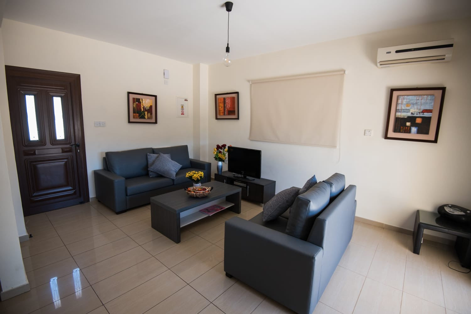 4-Bedroom Crystal Villa (Sleeps up to 8) #015