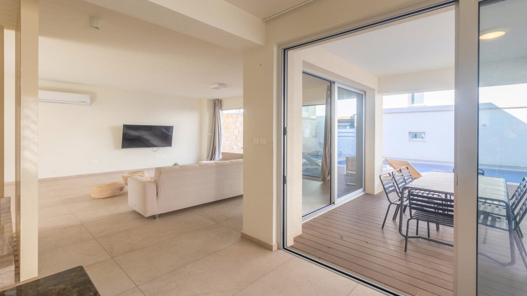 4-Bedroom Protaras Villa (Sleeps Up To 9) #037