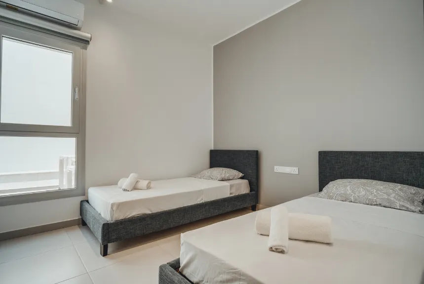 Modern 3-Bedroom Villa With Private Pool (Sleeps up to 10) #001