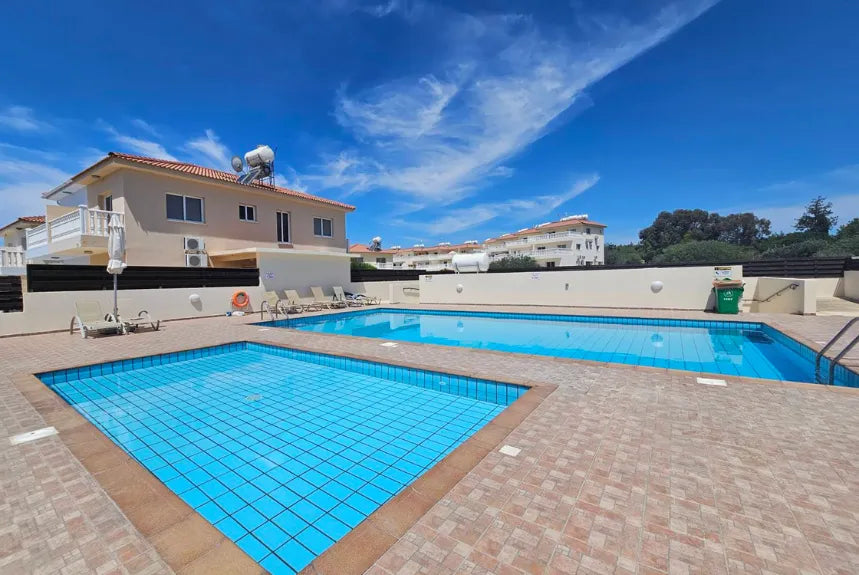 2-Bedroom Apartment, Steps from Nissi Beach & Pool Access (Sleeps up to 5) #002