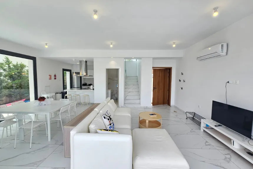 3-Bedroom Private Pool Villa in Protaras (Sleeps up to 8) #005