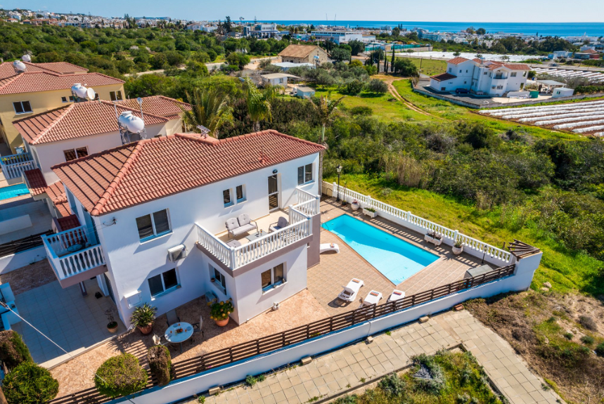 3-Bedroom Private Pool Villa Just Minutes from Nissi Beach (Sleeps up to 8) - #006