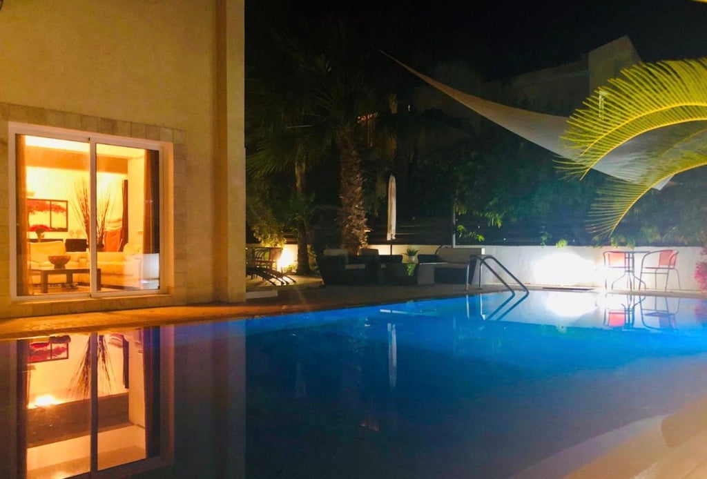 3-Bedroom Premium Villa (Sleeps Up To 8) FAMILY ONLY Protaras/Pernera #023