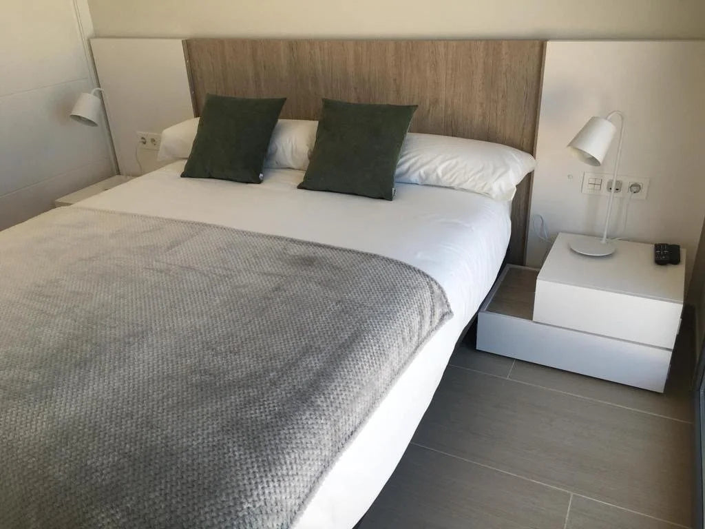 3-Bedroom SGV Villa (Sleeps Up To 8) Protaras #027