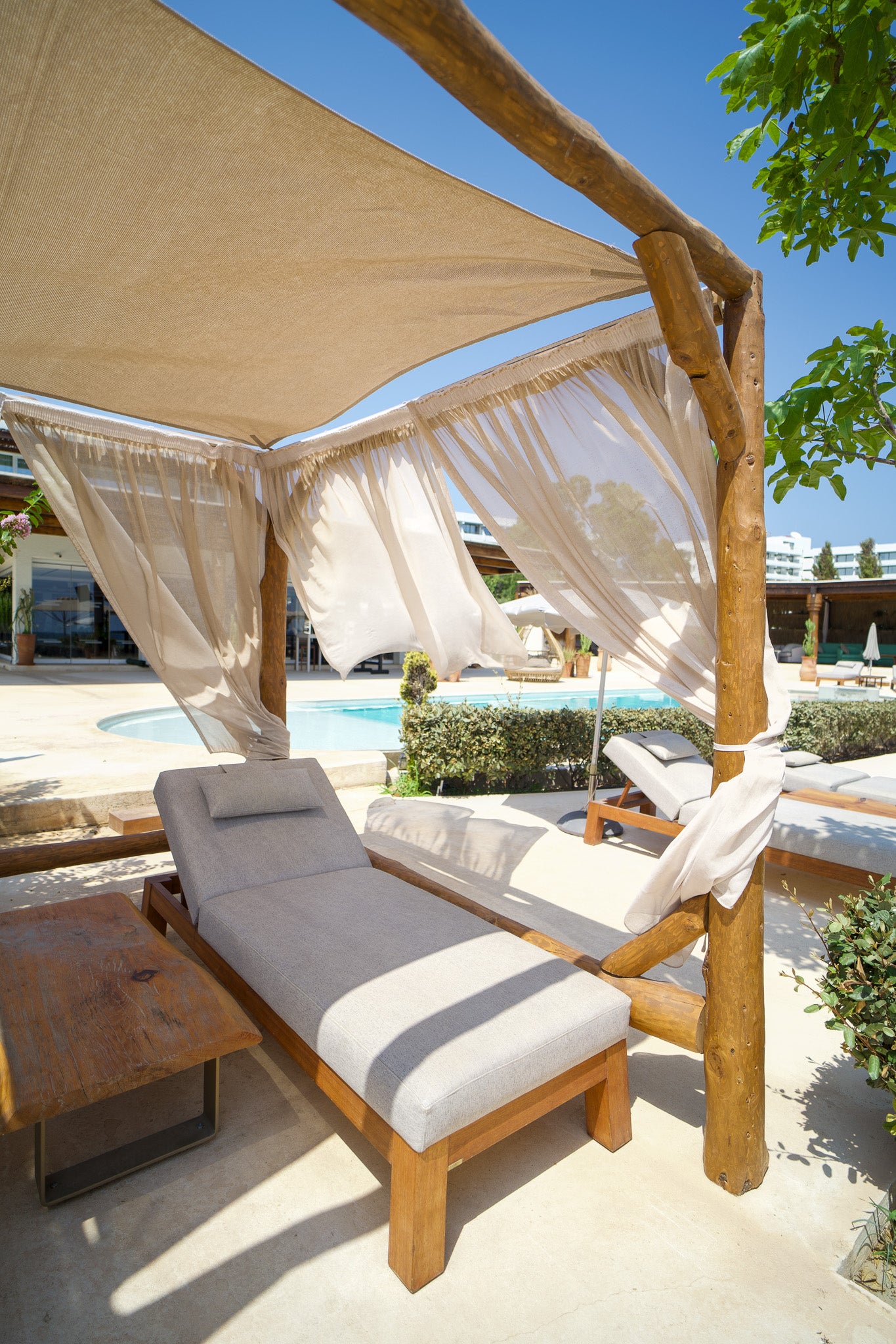 VIP Pool Cabana/Sunbed - (Max 2 Persons) Kaliva Beach Club