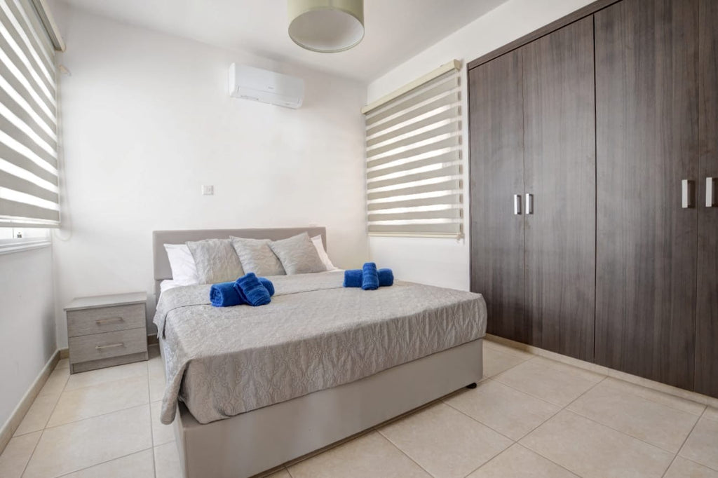 4-Bedroom Jacuzzi Villa (Sleeps up to 10) #013