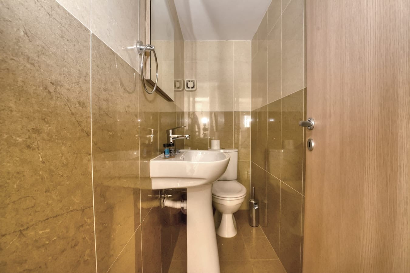 Gold 4-Bedroom Villa (Sleeps up to 10) #011