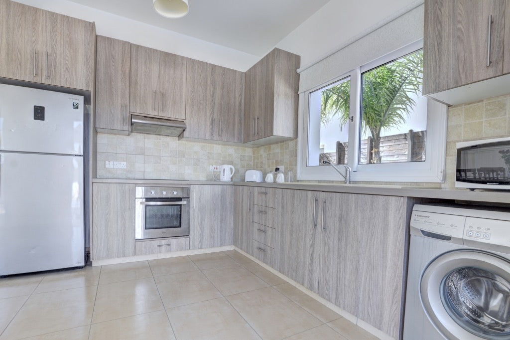 Elite 4-Bedroom Villa (Sleeps up to 10) #009