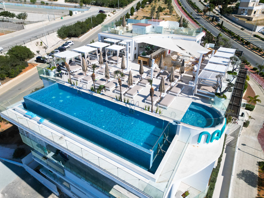 Luxury Rooftop w/ Infinity Pool